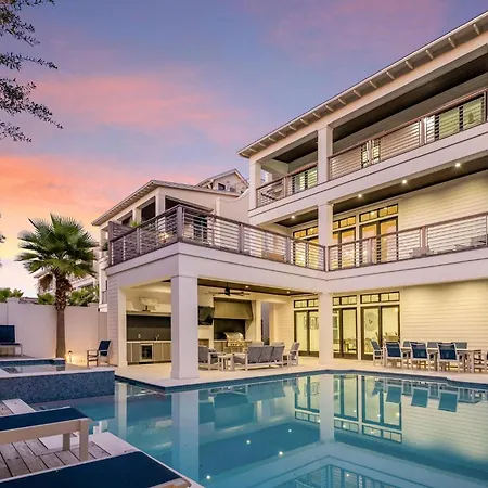 Villa Casa Blanco